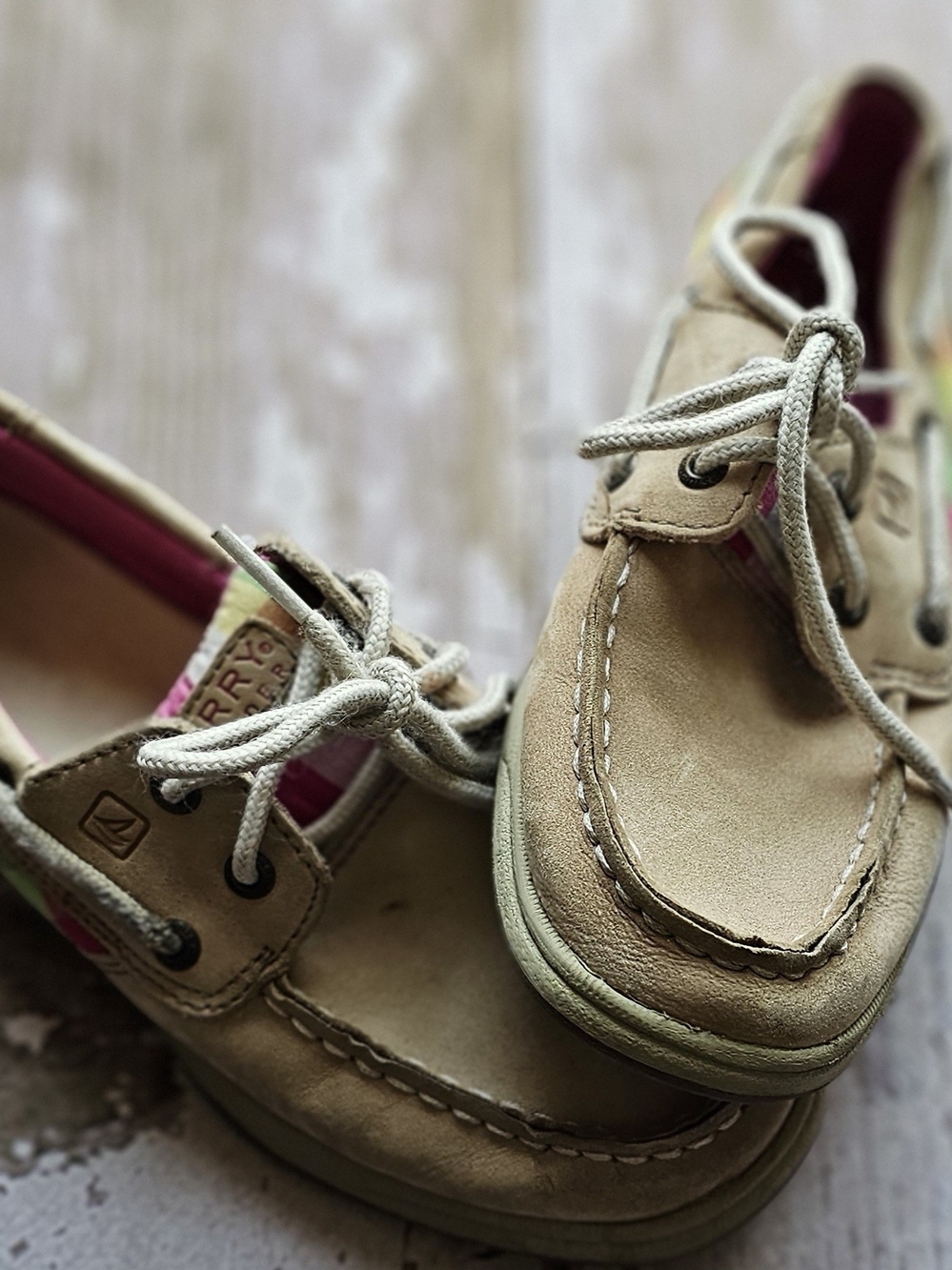 Kids Boat Shoes in Tan with Pink Accents Size 1